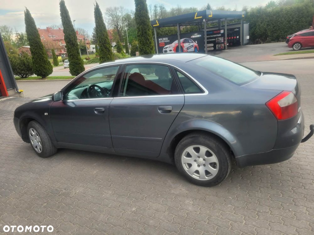Audi A4 Limousine 1.9 TDI - 5