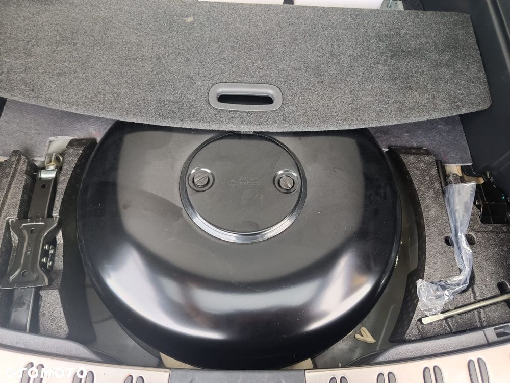 Nissan Qashqai+2 2.0 tekna - 29