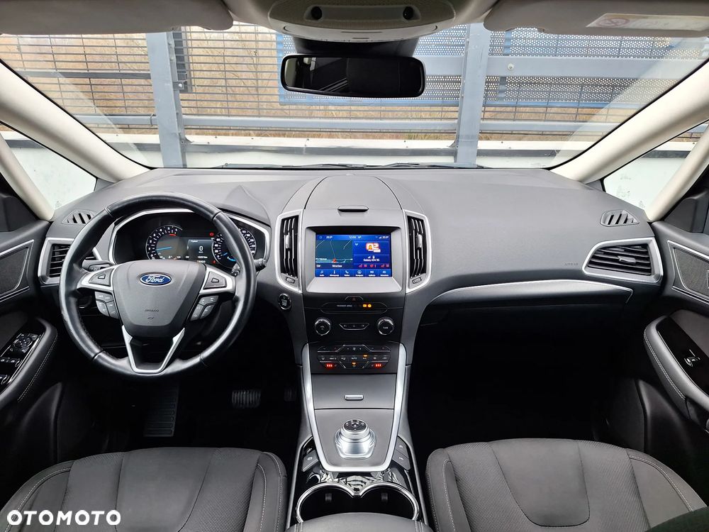 Ford S-Max 2.0 EcoBlue Titanium - 40