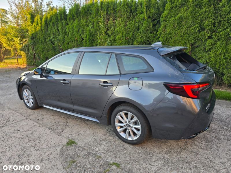 Toyota Corolla 1.8 Hybrid Comfort - 3