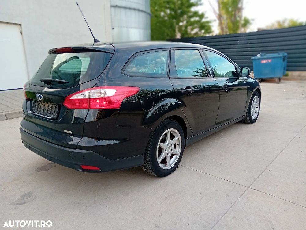 Ford Focus 1.0 EcoBoost Start Stop Titanium - 4