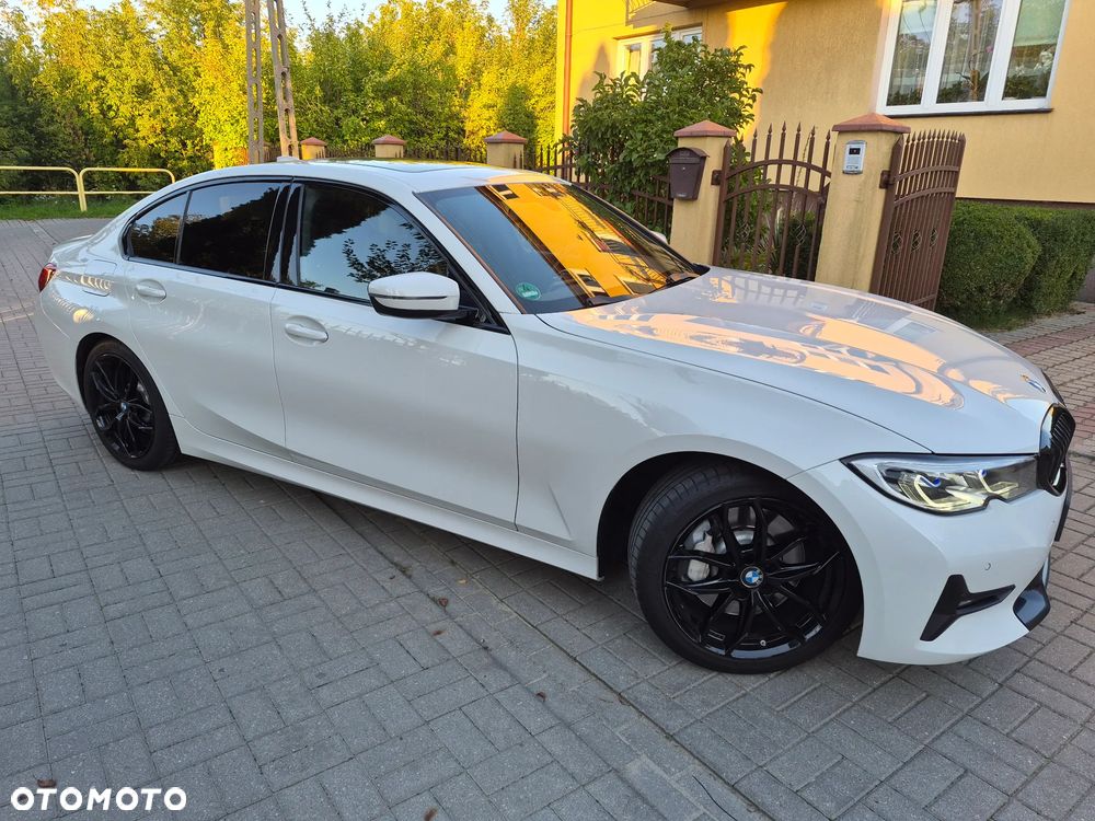BMW 330I