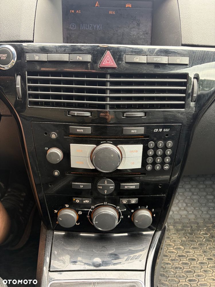 Opel Astra 1.9 CDTI Cosmo - 15