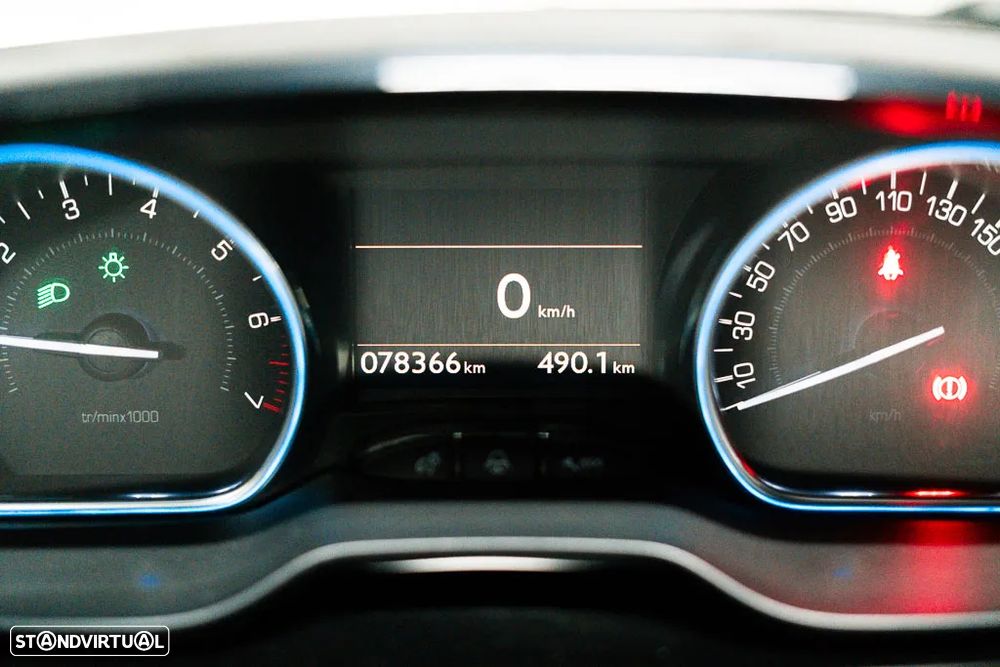 Peugeot 2008 1.2 PureTech Allure - 14