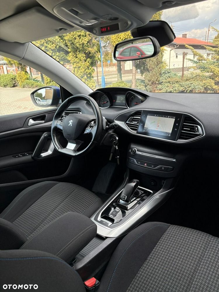 Peugeot 308 - 10