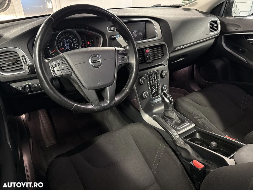 Volvo V40 D3 Geartronic Kinetic - 12