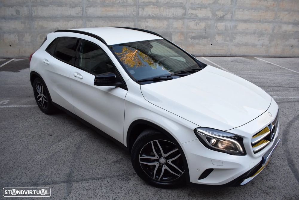 Mercedes-Benz GLA 180 CDI Urban - 52