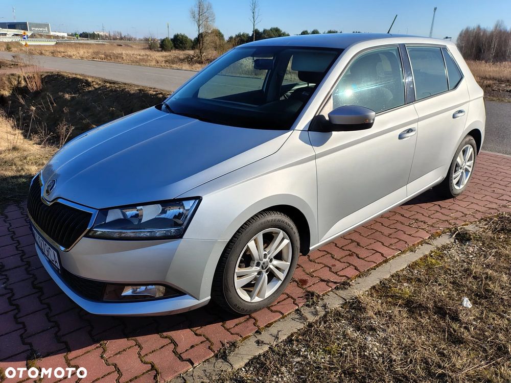 Skoda Fabia 1.0 TSI Essence - 2