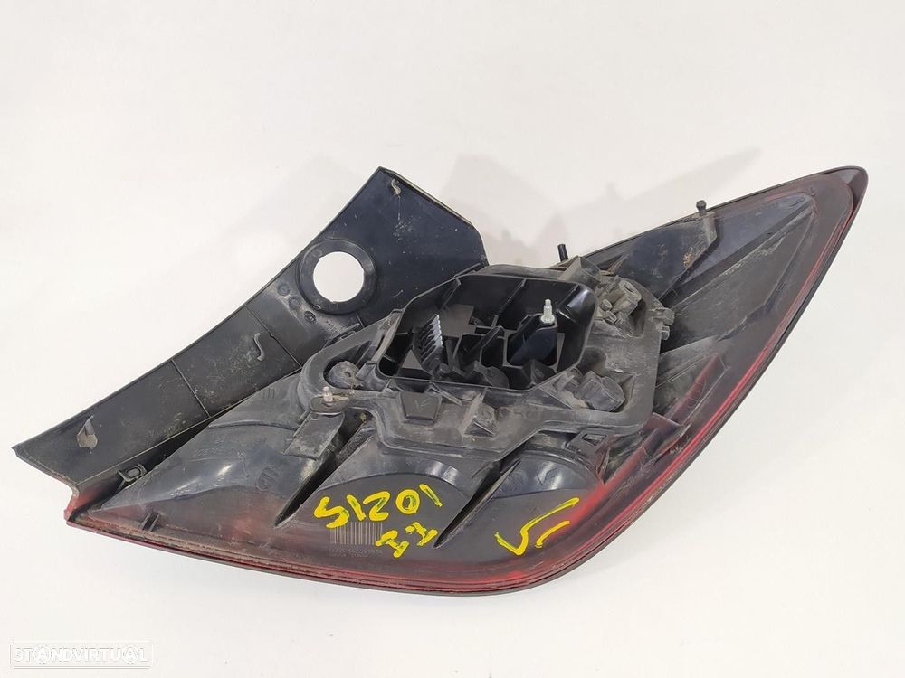 FAROLIM TRASEIRO ESQUERDO OPEL ASTRA H GTC 2007 - 5
