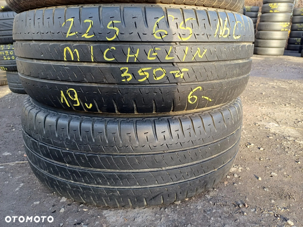 215/65/16C Michelin