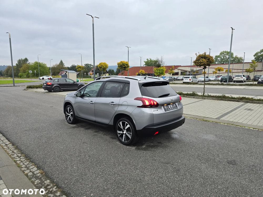 Peugeot 2008 - 23