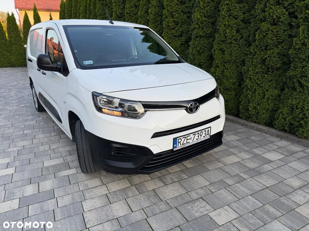 Toyota Proace City - 10