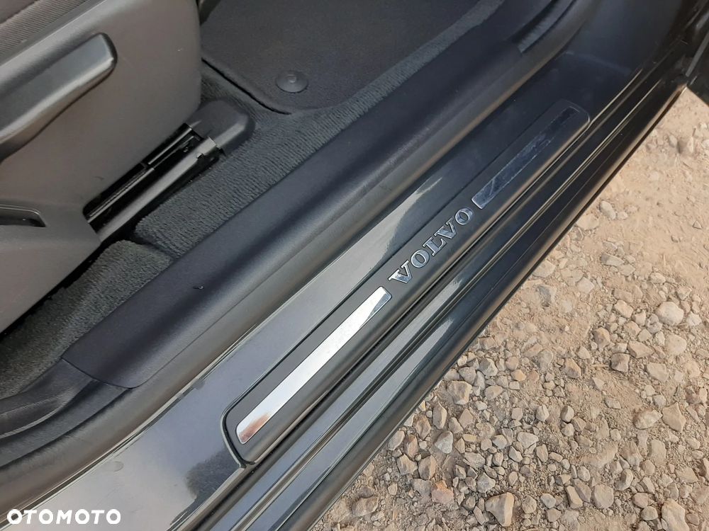 Volvo V60 D3 Geartronic Summum - 32
