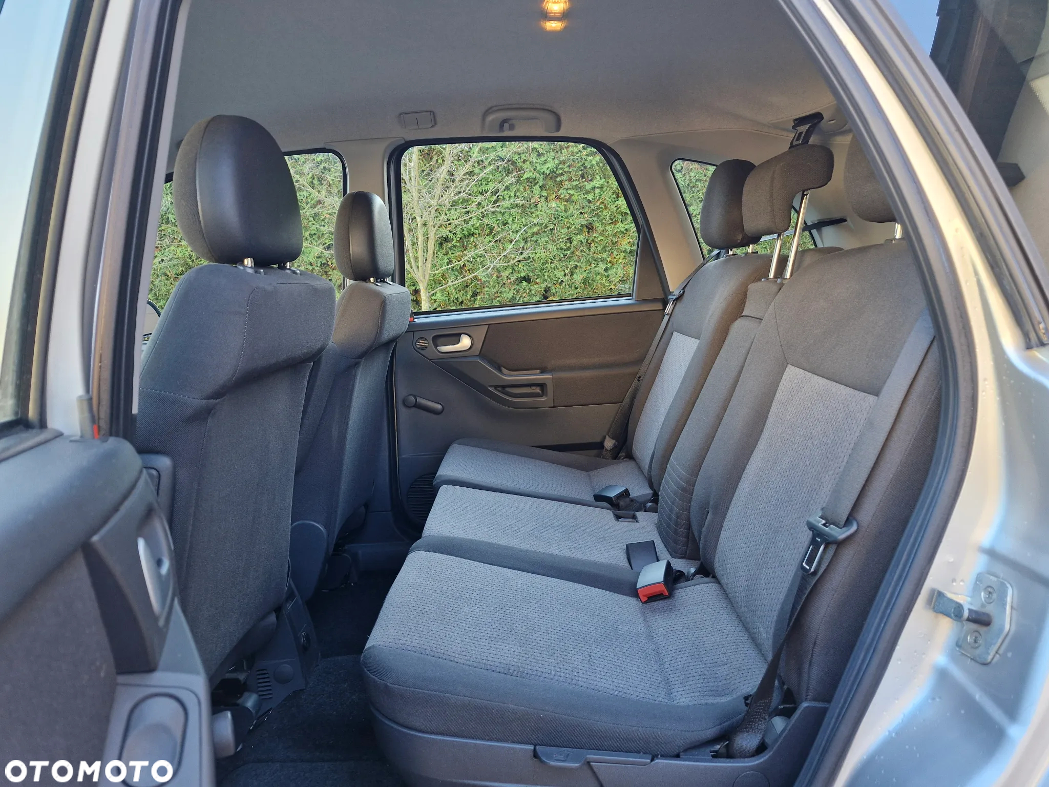 Opel Meriva 1.6 16V Cosmo Easytronic - 8