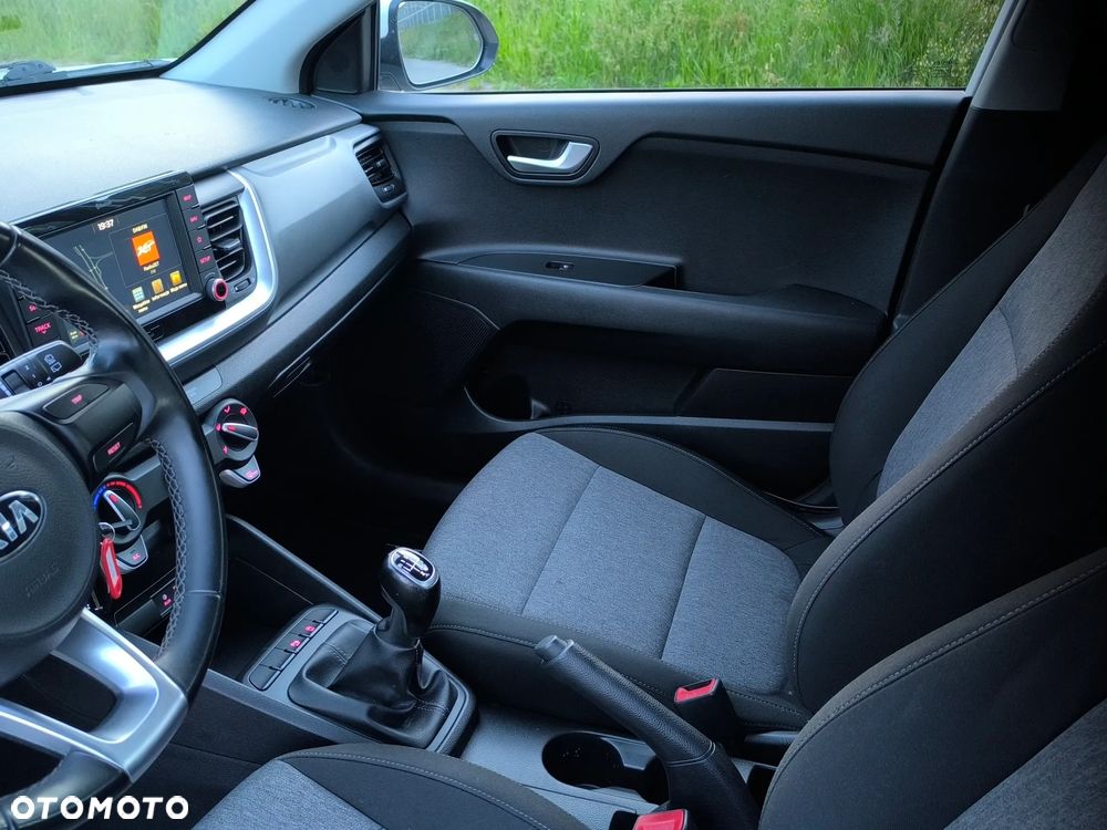 Kia Stonic - 16