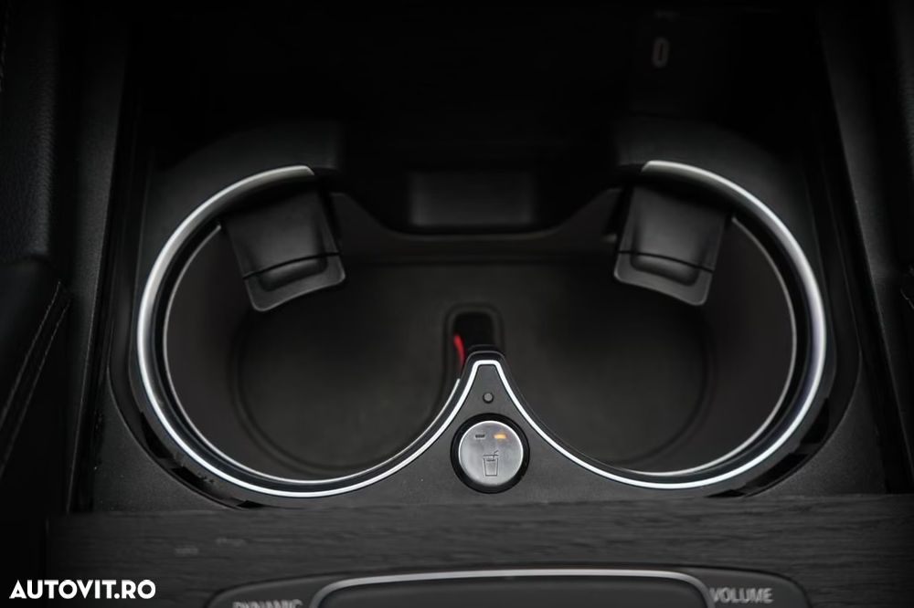 MERCEDES-BENZ GLE 2025 — imagine 22