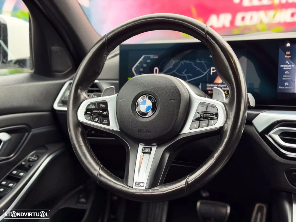 BMW 320 d Pack Desportivo M Auto - 22
