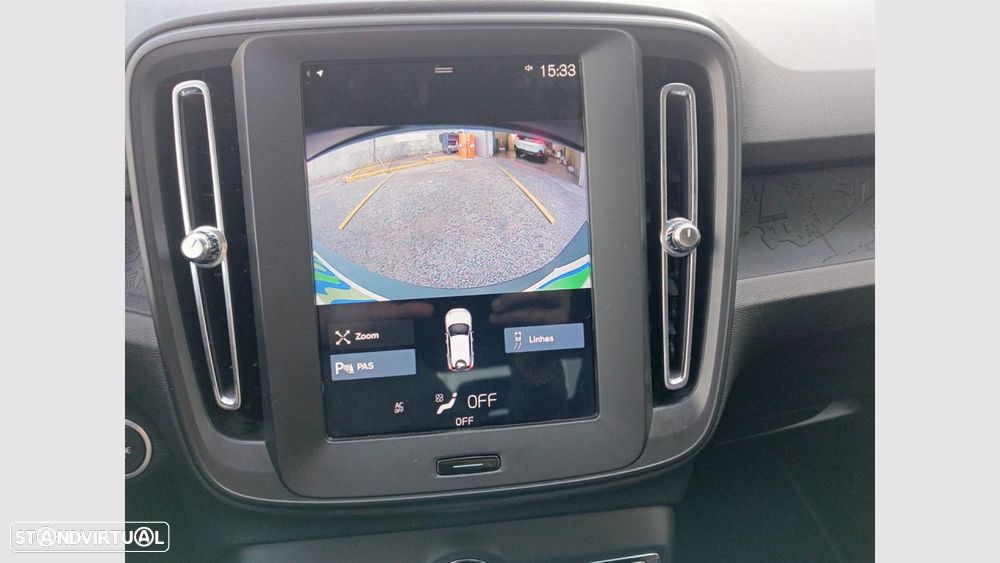 Volvo XC 40 1.5 T3 Momentum Tech Edition - 20