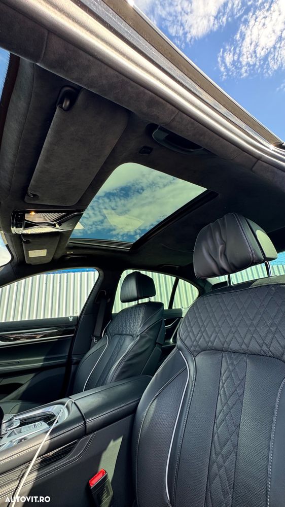 BMW Seria 7 730d MHEV - 14