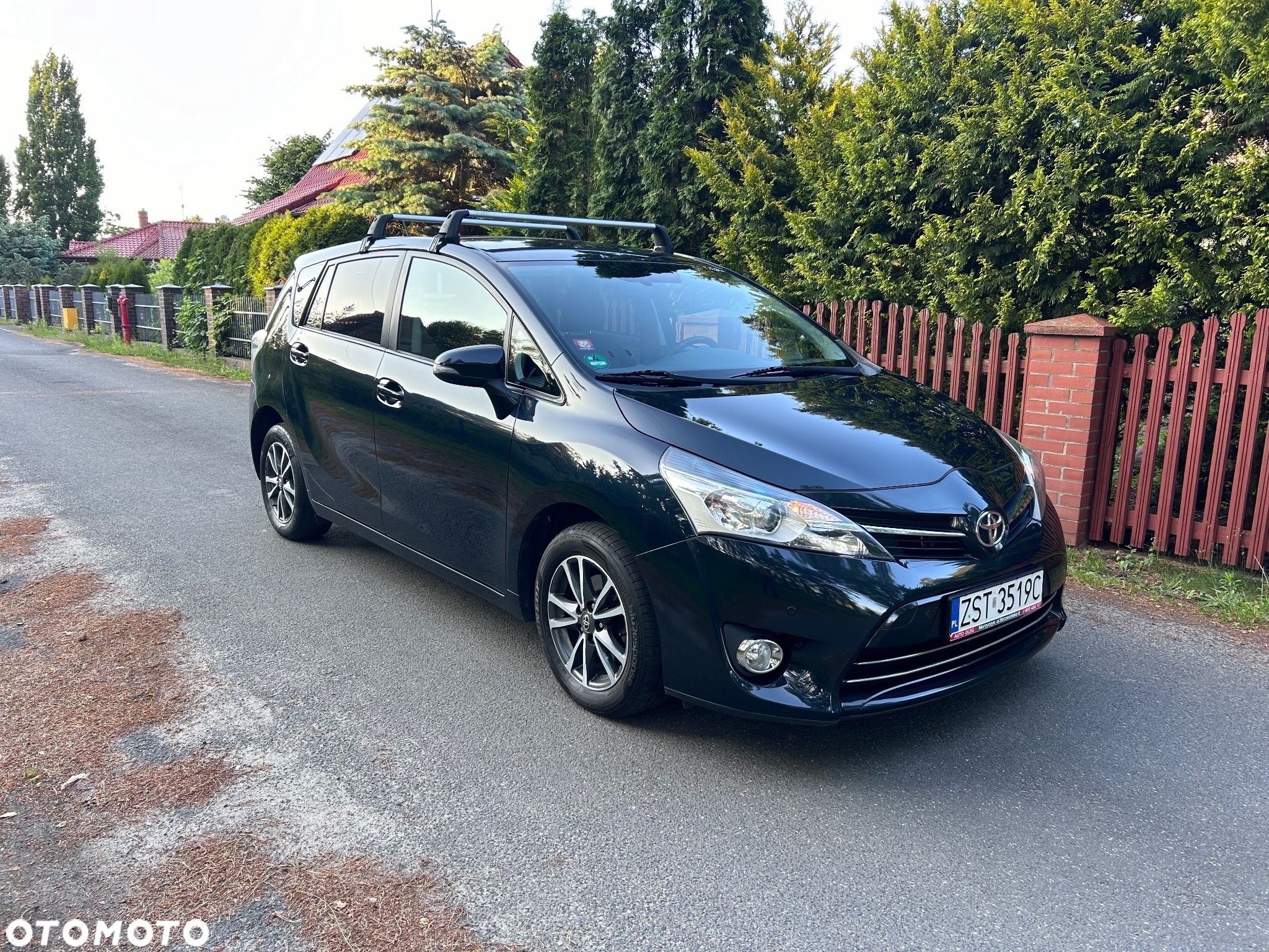 Toyota Verso 2.0 D-4D 5-Sitzer Life - 3