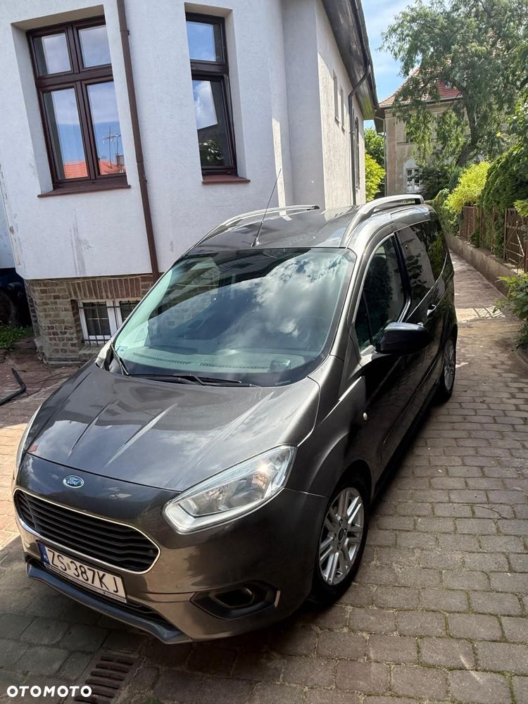 Ford Tourneo Courier 1.0 EcoBoost Titanium - 10