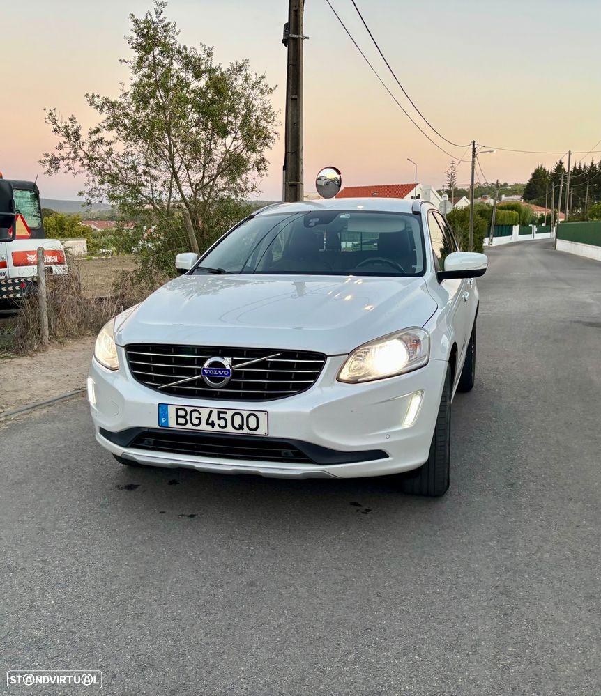 Volvo XC 60 D3 Momentum - 1