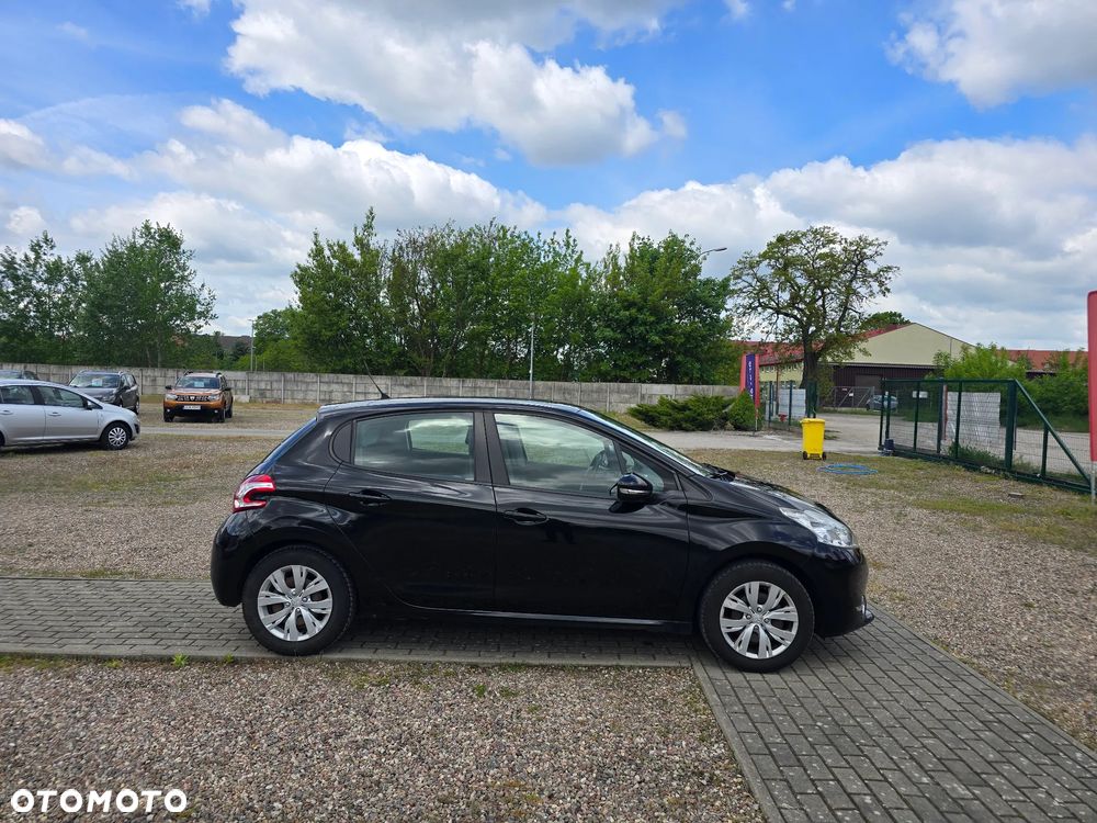 Peugeot 208 1.2 VTi Access - 5