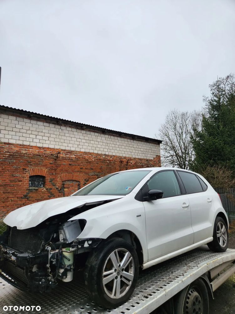 Volkswagen Polo 1.6 TDI MATCH - 4