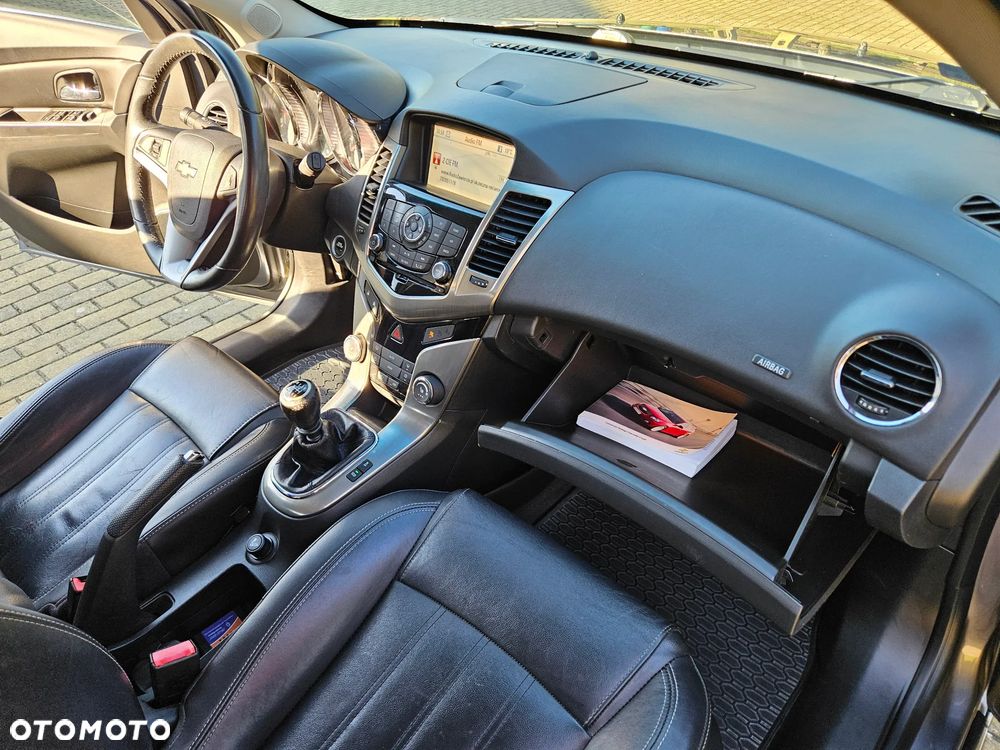 Chevrolet Cruze 1.4 T LT+ - 31