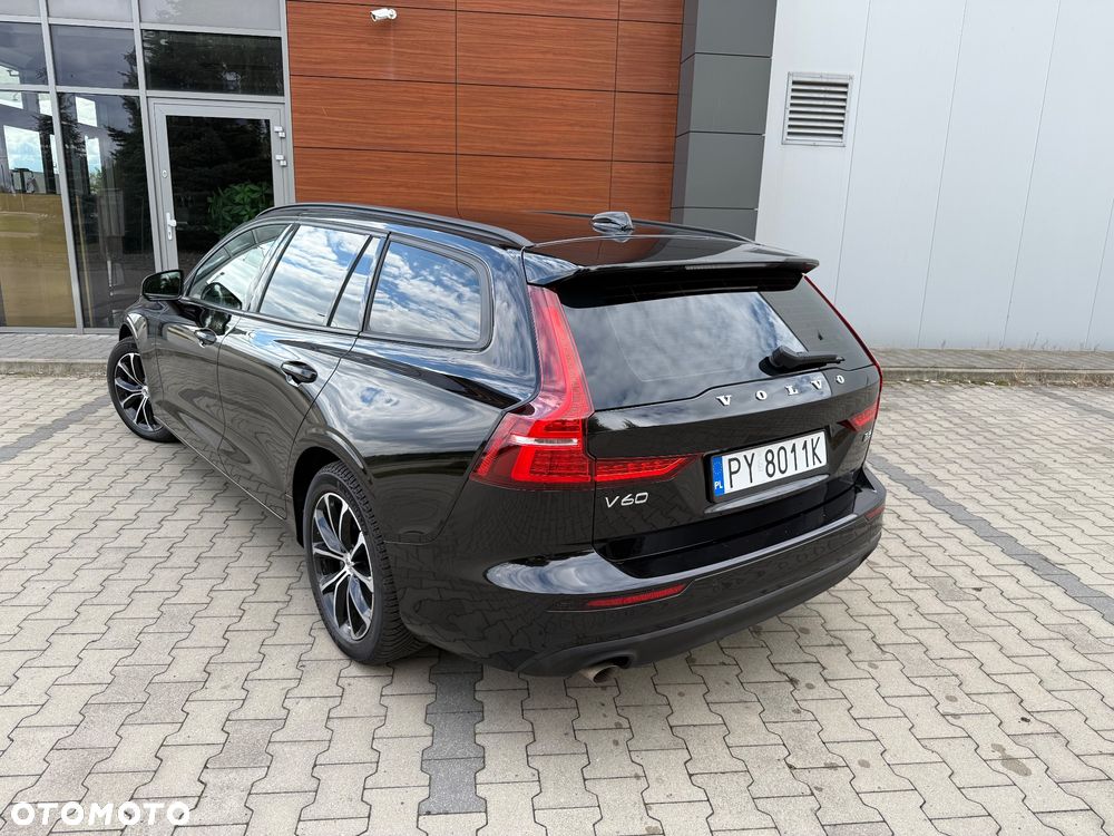 Volvo V60 B3 B DKG Momentum Pro - 8