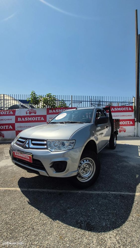 Mitsubishi L200 - 1
