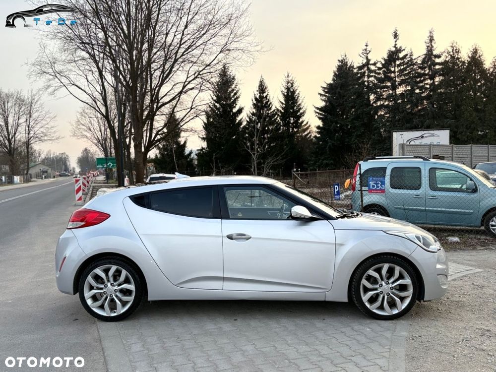 Hyundai Veloster 1.6 DCT Premium - 9
