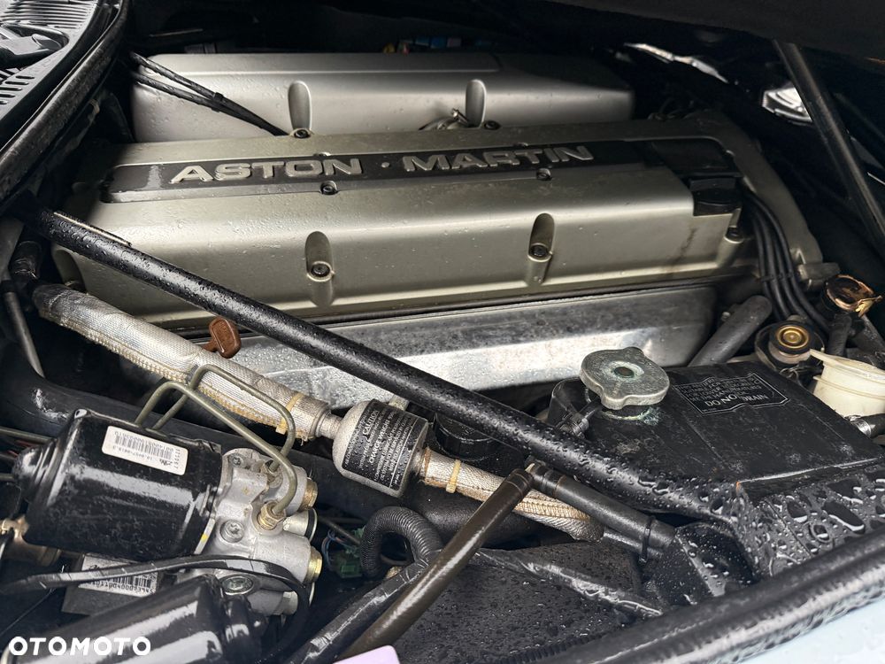 Aston Martin DB7 - 5