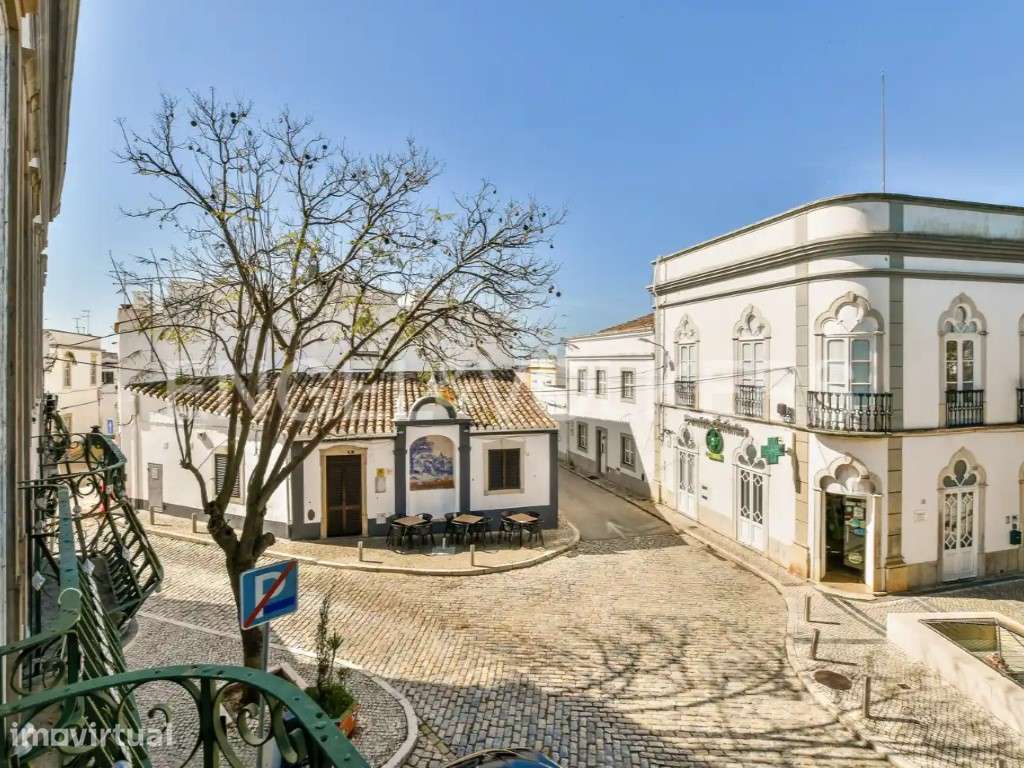 Palacete Histórico em Estoi - Oportunidade Única de Investimento - Grande imagem: 4/60