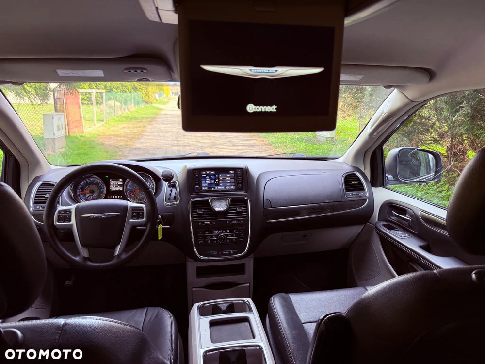 Chrysler Town & Country 3.6 Touring - 14