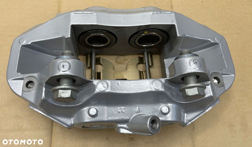 3 MERCEDES C-KLASA W 205 AMG ZACISK HAMULCOWY PRAWY PRZÓD - 7