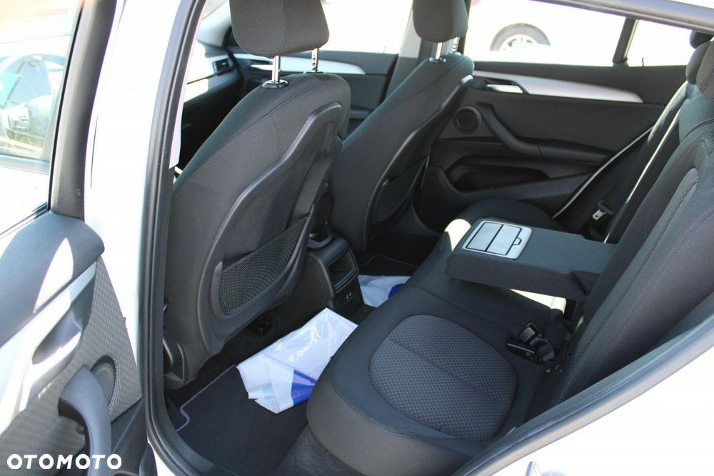 BMW X2 sDrive18i Advantage - 15