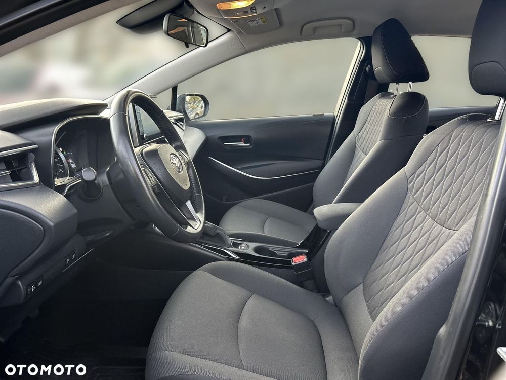 Toyota Corolla 1.8 Hybrid Comfort - 16