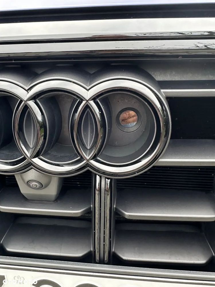 Audi SQ8 TFSI Quattro Tiptronic - 9