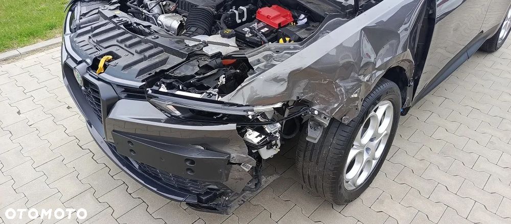 Alfa Romeo Tonale 1.5 T4 GSE mHEV Edizione Speciale DCT - 11