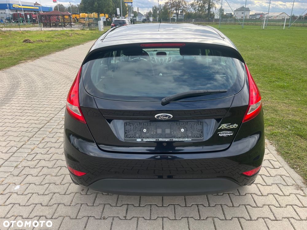 Ford Fiesta - 6
