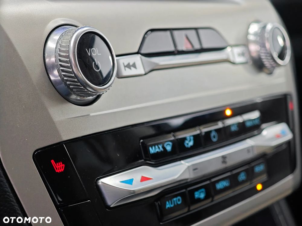 Ford Explorer EcoBoost Plug-in Hybrid PLATINUM - 27
