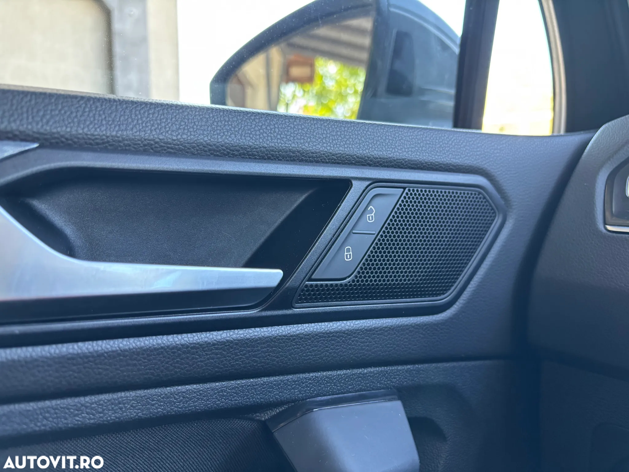 Volkswagen Tiguan 2.0 TDI DPF DSG Comfortline - 34