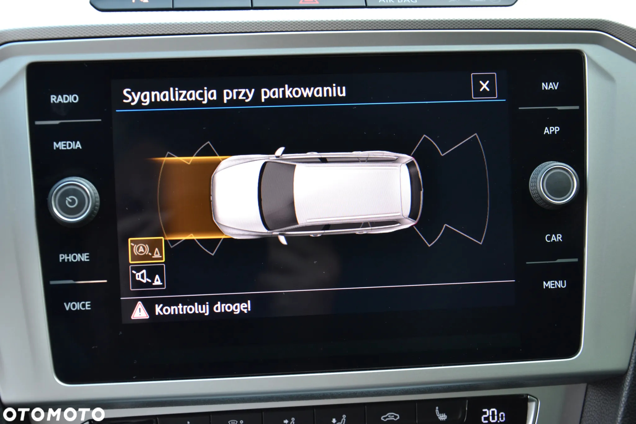 Volkswagen Passat Variant 2.0 TDI DSG (BlueMotion Technology) Comfortline - 26