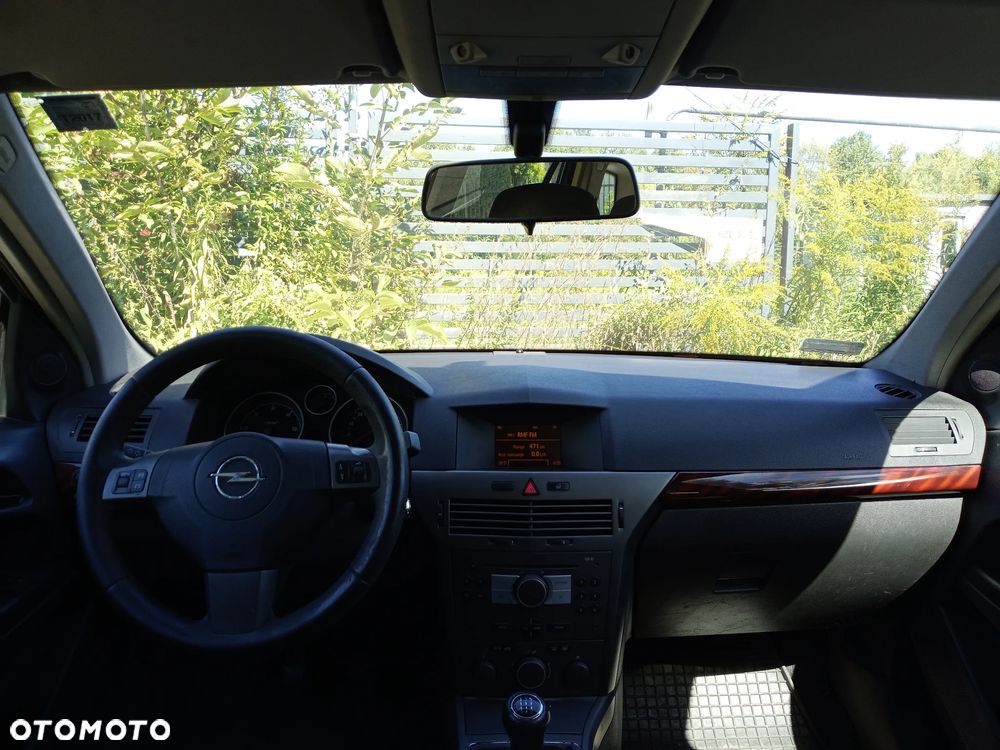 Opel Astra - 14
