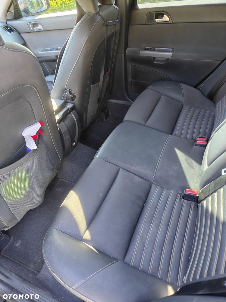 Volvo V50 1.6D - 18