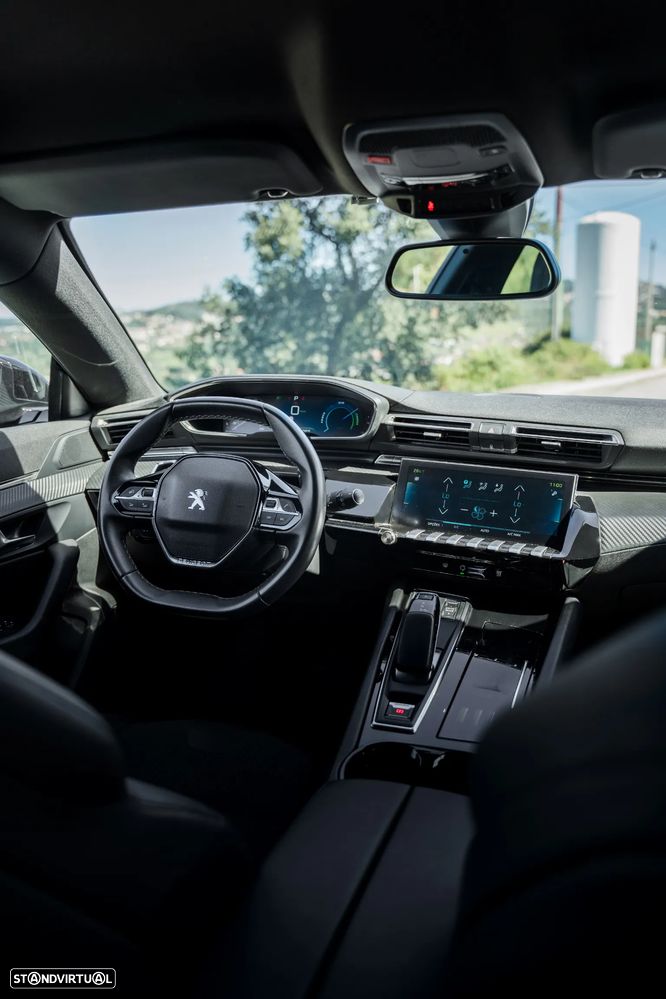Peugeot 508 SW 1.6 Hybrid Allure Pack e-EAT8 — fotografia 20