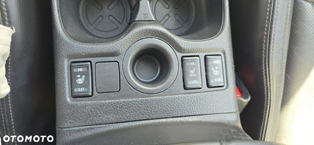 Nissan X-Trail - 25