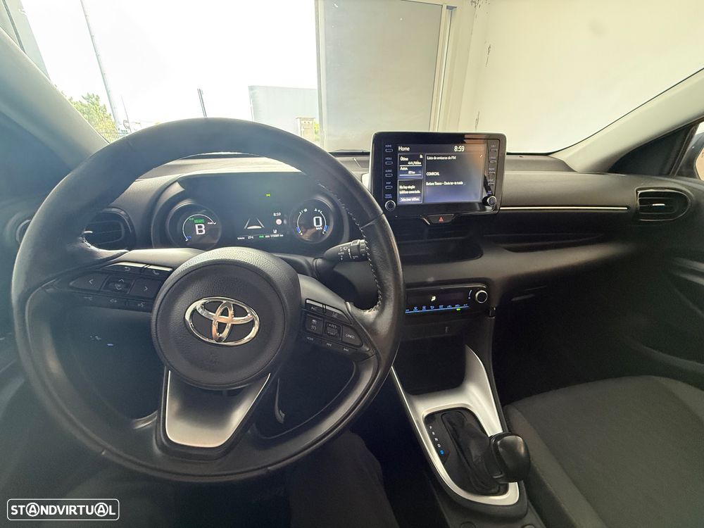 Toyota Yaris - 12