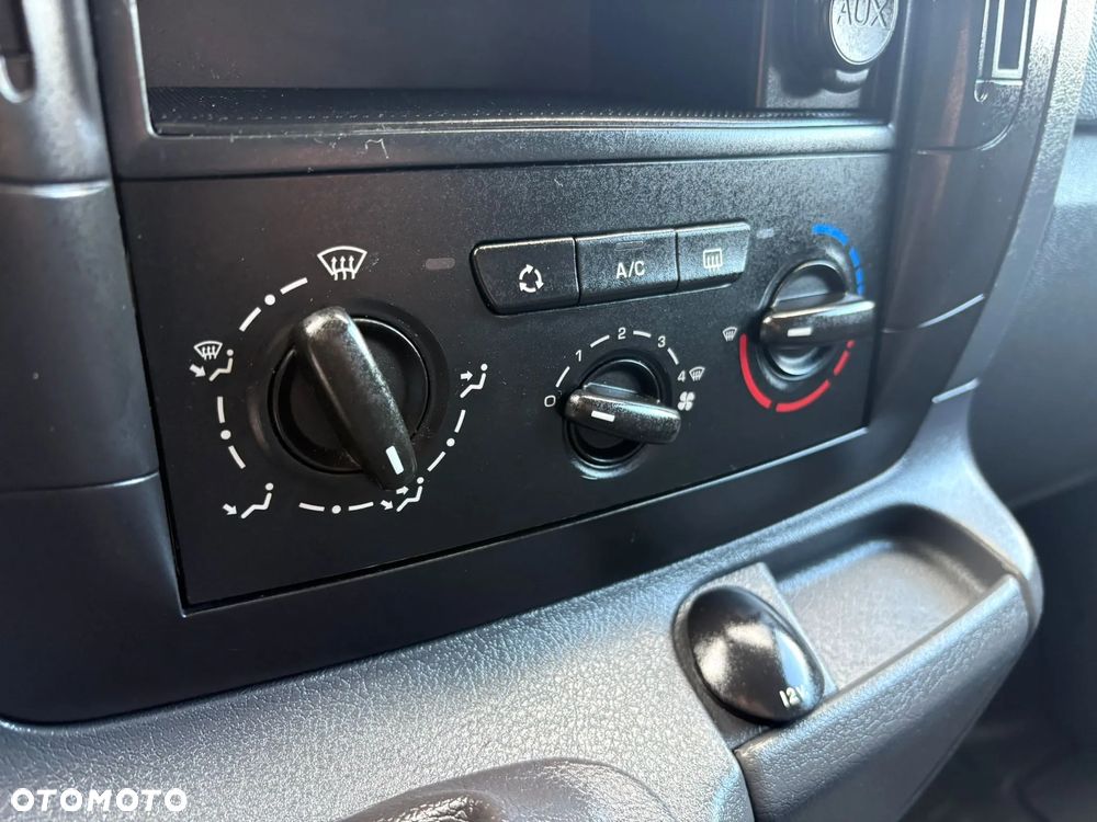 Citroën Jumpy 1.6 Diesel Boczne drzwi Klimatyzacja Elektryczne Szyby - 12